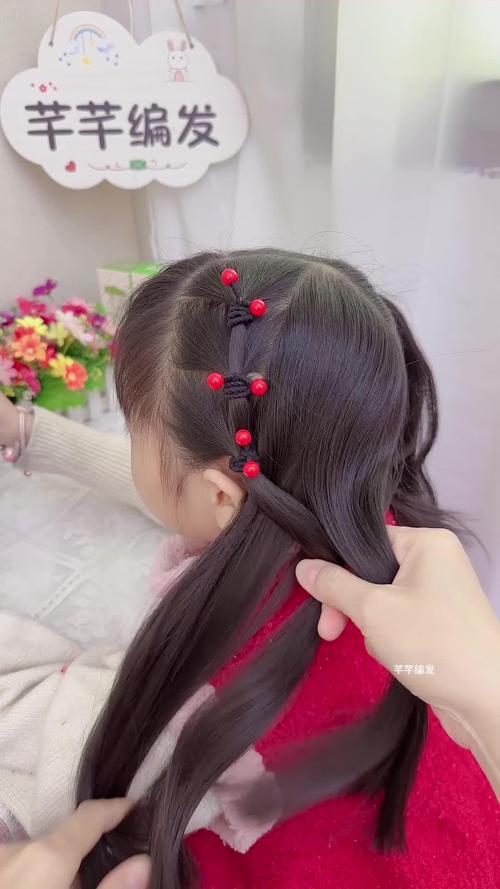8岁女孩适合编公主头吗？编发步骤与发型搭配技巧有哪些？-第3张图片-郑州医学网